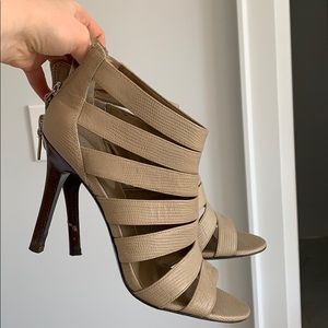 Maria Sharipova x Cole Haan Heels